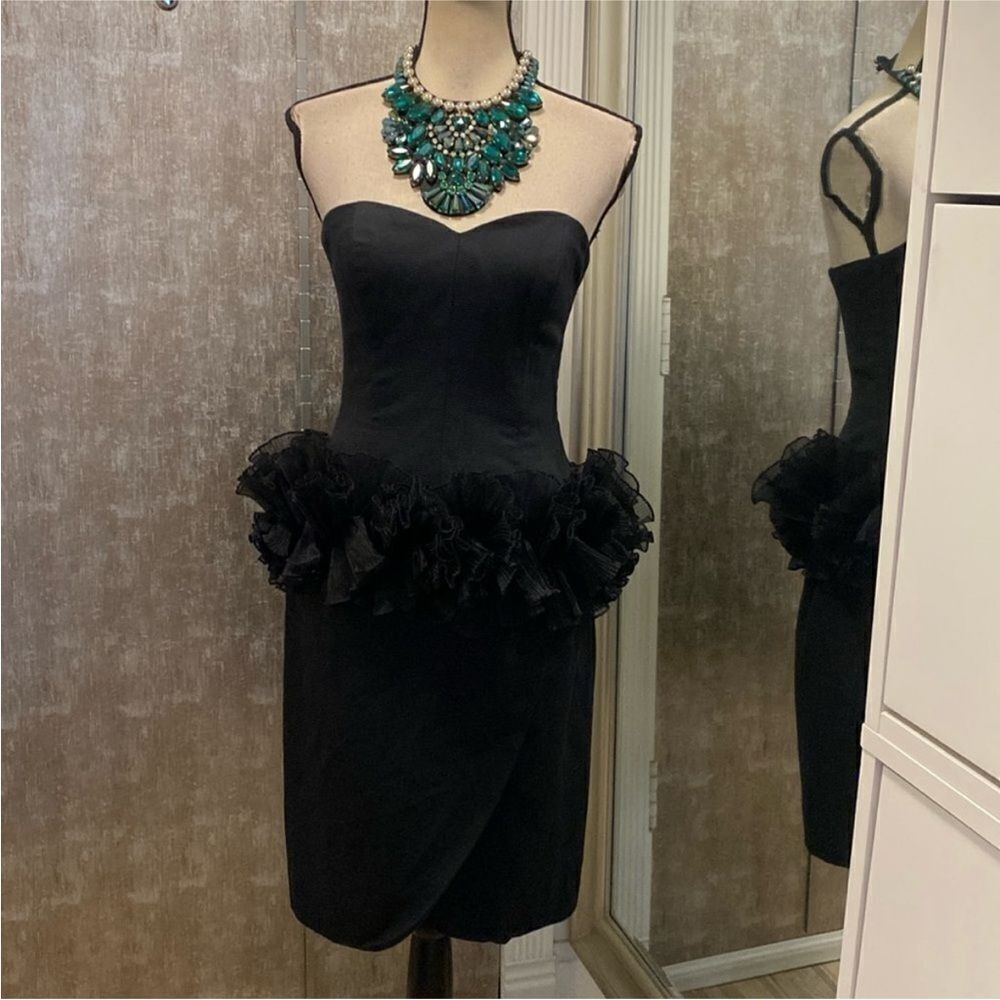 Lillie Rubin Elegant Black Strapless Dress, US2